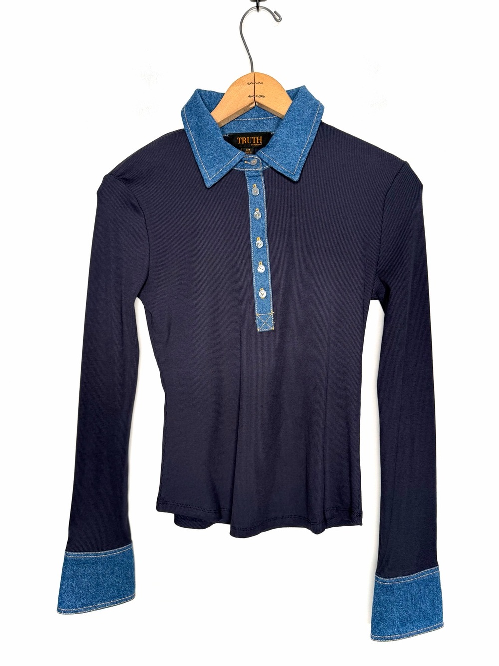 Truth Denim Collar and Cuffs Blue Ribbed Knit 3/4 Button Top Size Small NWOT